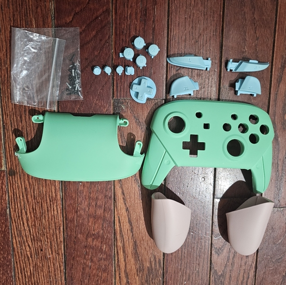 Pro Controller with Mod Kit - Picture 1 of 4